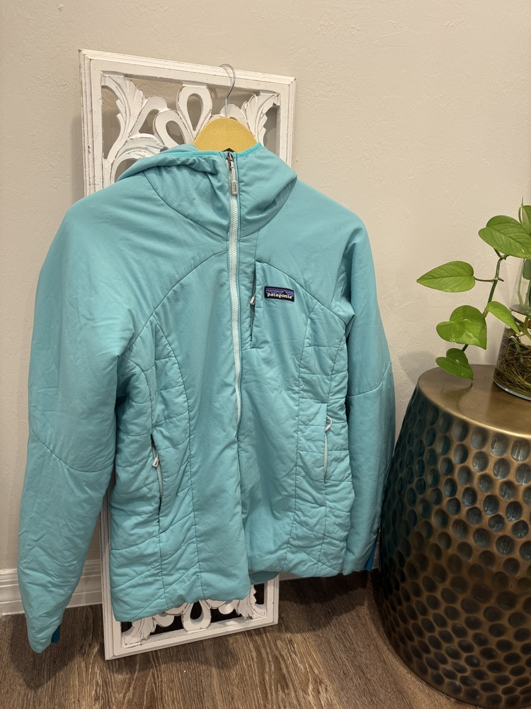 Women’s Patagonia synthetic puffy